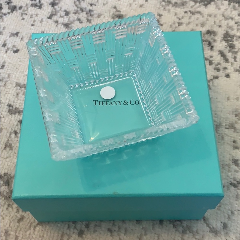 Tiffany basket weave small bowl